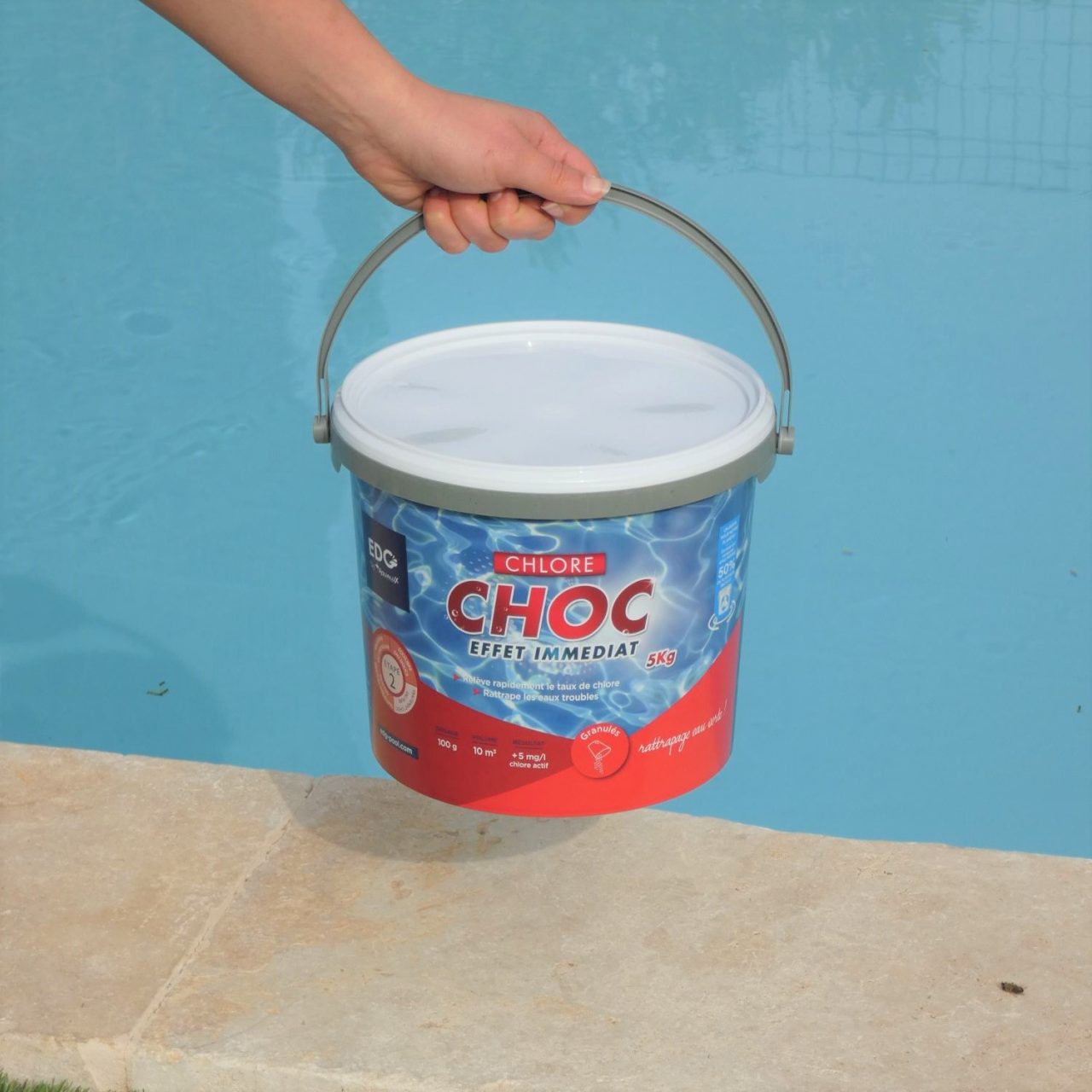 Désinfection piscine avec du chlore choc conseils et astuces